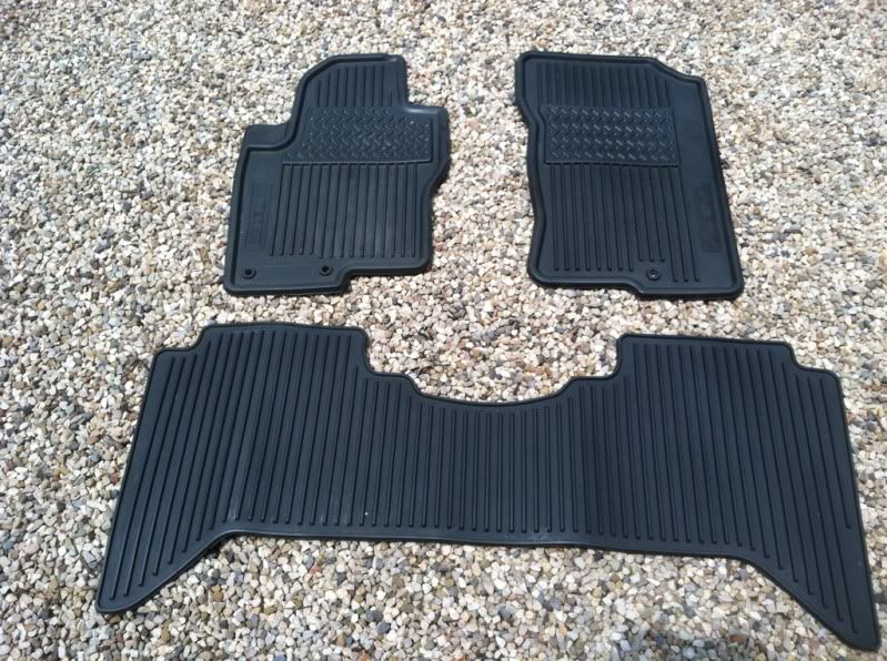 2002 Nissan xterra oem floor mats #5