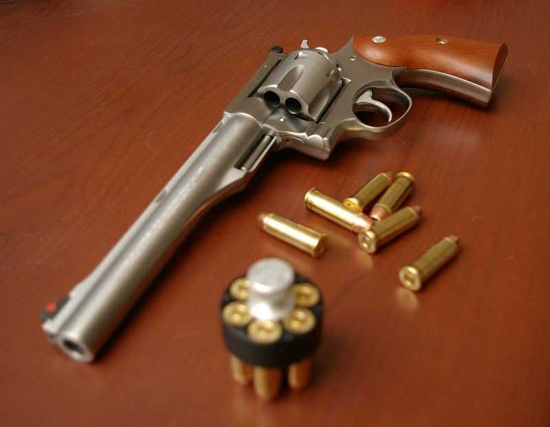 44 magnum pistol revolver. For 44 Magnum, I load up 44