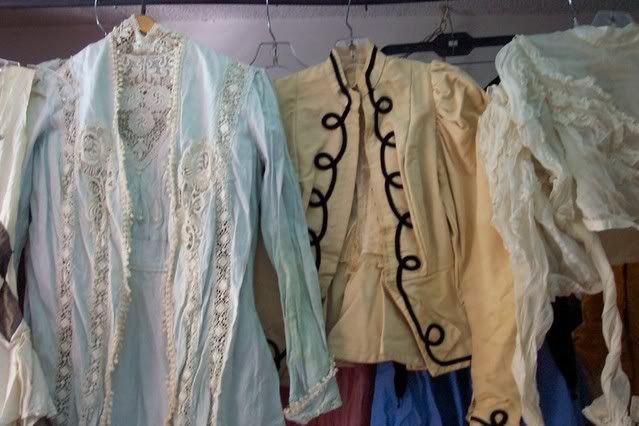 costumes6.jpg