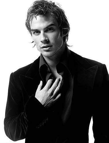 Ian-ian-somerhalder-2041414-380-500.jpg