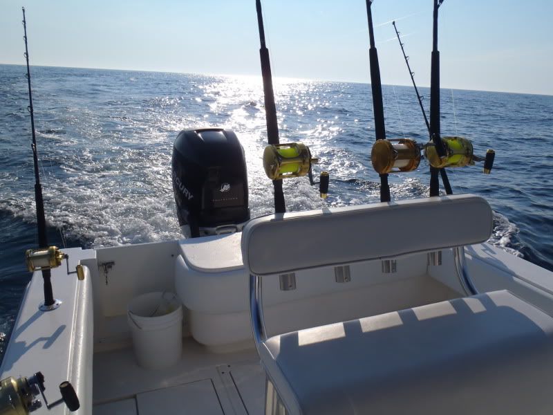 2005 Contender 23T Verado 275 Solomons Island Maryland...December 2010. 2005 Contender 23T Verado 275 Solomons Island Maryland...December 2010.