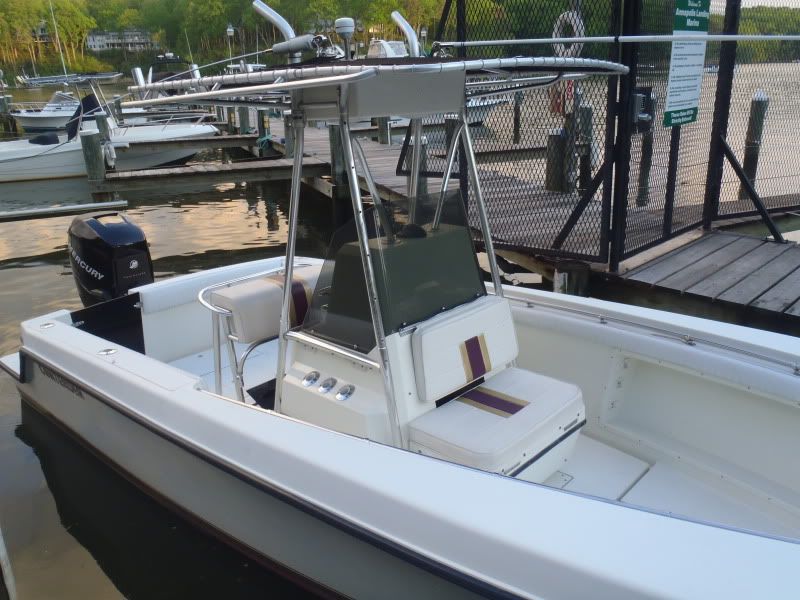 ... picked up a 23Open hull and recently repowered it...... Contender 23T ... picked up a 23Open hull and recently repowered it...... Contender 23T