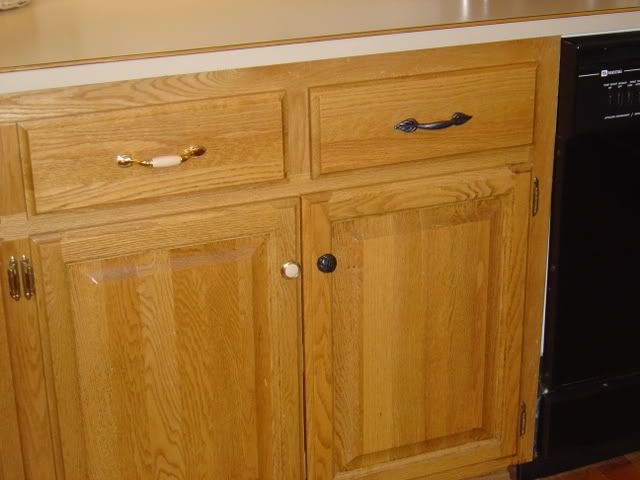 cabinet hardware pictures. hardware on oak and that