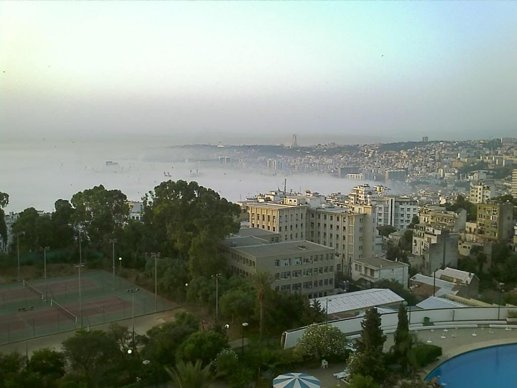 IMAGE: http://i134.photobucket.com/albums/q84/coolershaka/Algiers%20July%202007/IMAGE_249.jpg
