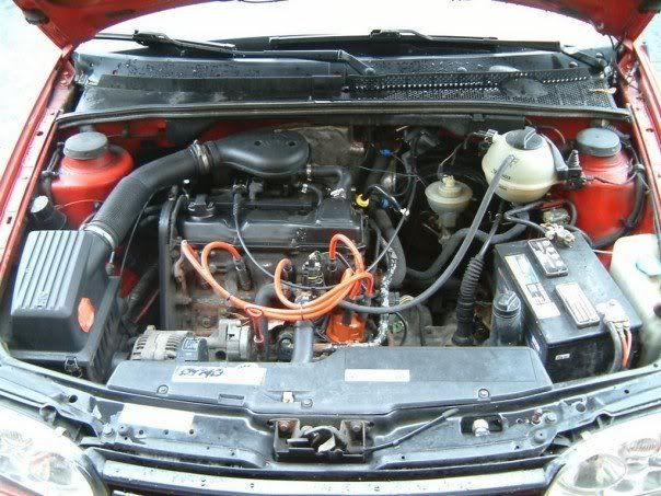 http://i134.photobucket.com/albums/q84/slidewaysRPS13/1994%20VW%20Golf/8.jpg