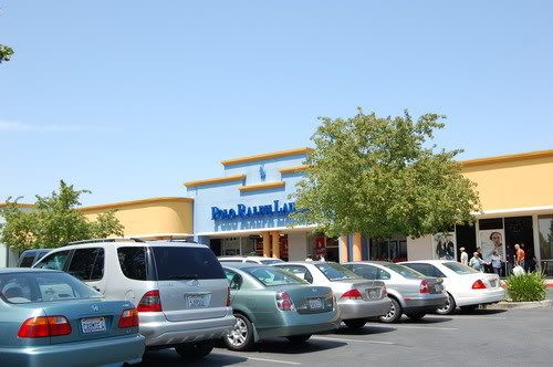 Outlet stores Camping