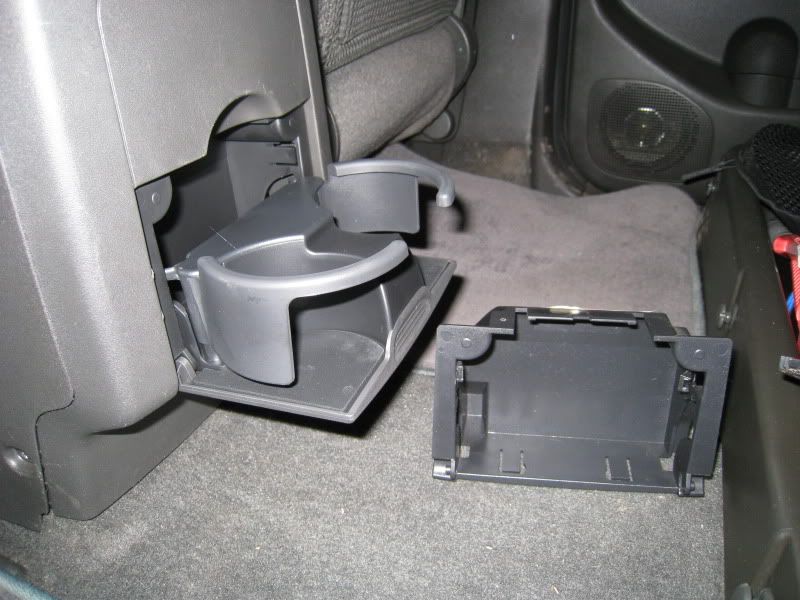 Nissan pathfinder rear seat cup holder #3