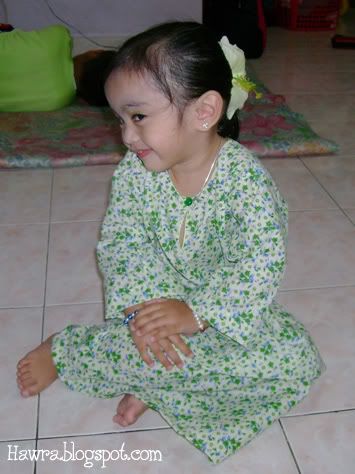 Tunggu prince charming masuk meminang ke? ;p