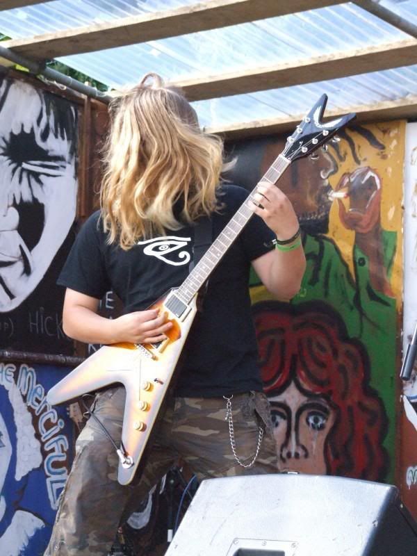 [Image: Peter-PromoShot2.jpg]