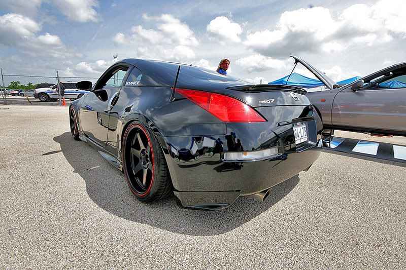 http://i134.photobucket.com/albums/q92/blacc350z/Picture047.jpg