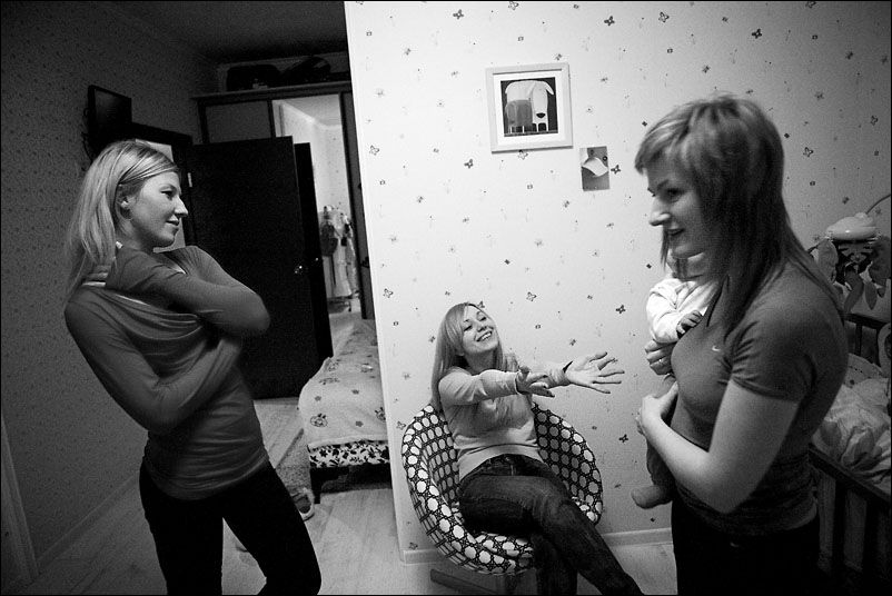 Оля и Вита. Москва. Январь 2010