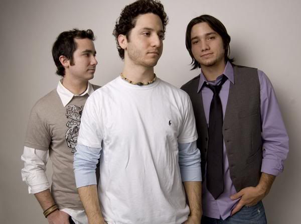 ALEJANDRO MANZANO'S LEAD SINGER OF BOYCE AVENUE ACOUSTIC MUSIC IS AWESOME