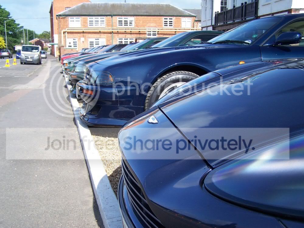 aston-martin-028.jpg