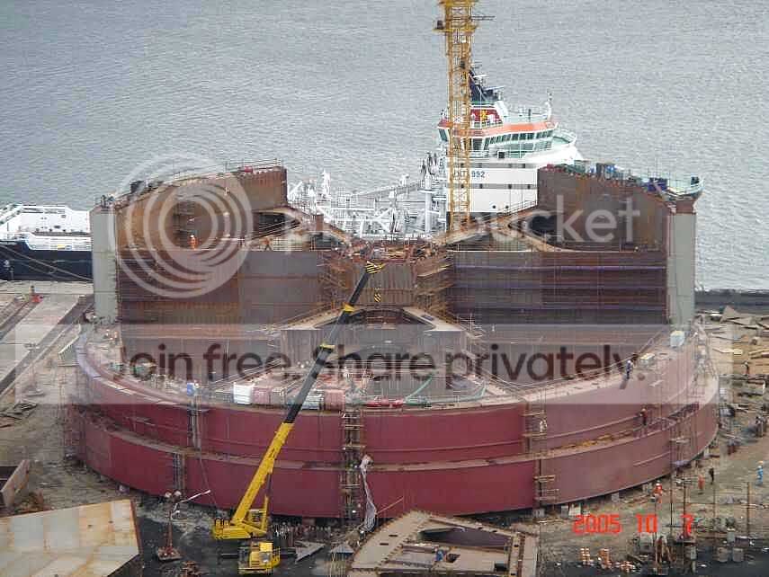 cirular_oil_platform_001.jpg