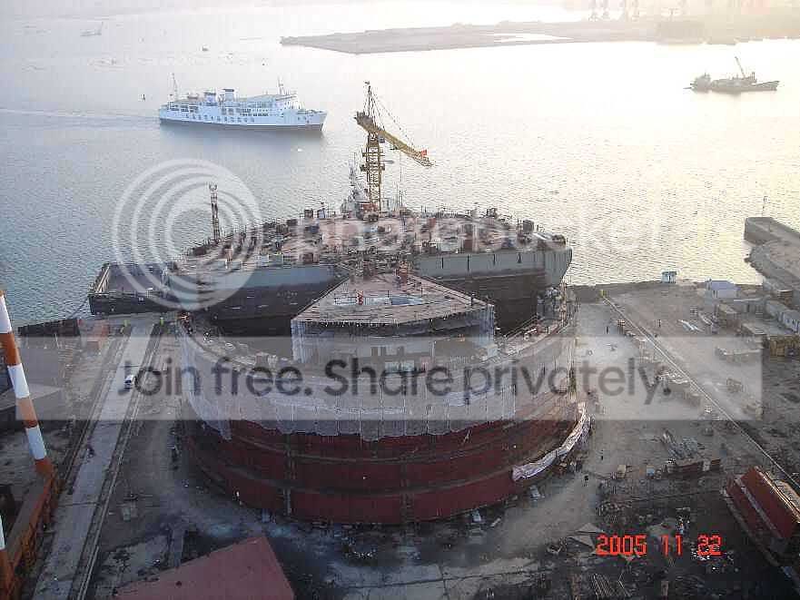 cirular_oil_platform_007.jpg