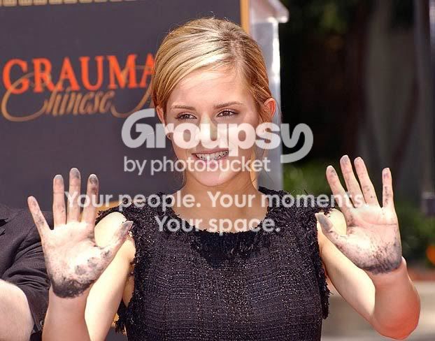 harry-potter-hands-001.jpg