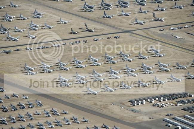planes_cemetery_002.jpg