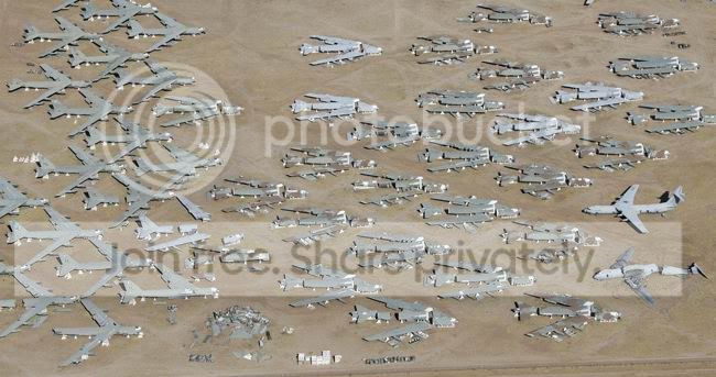 planes_cemetery_014.jpg