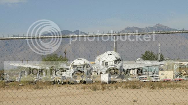 planes_cemetery_020.jpg