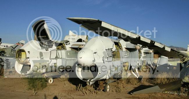 planes_cemetery_023.jpg