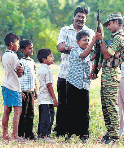 ChildSoldiers40.gif