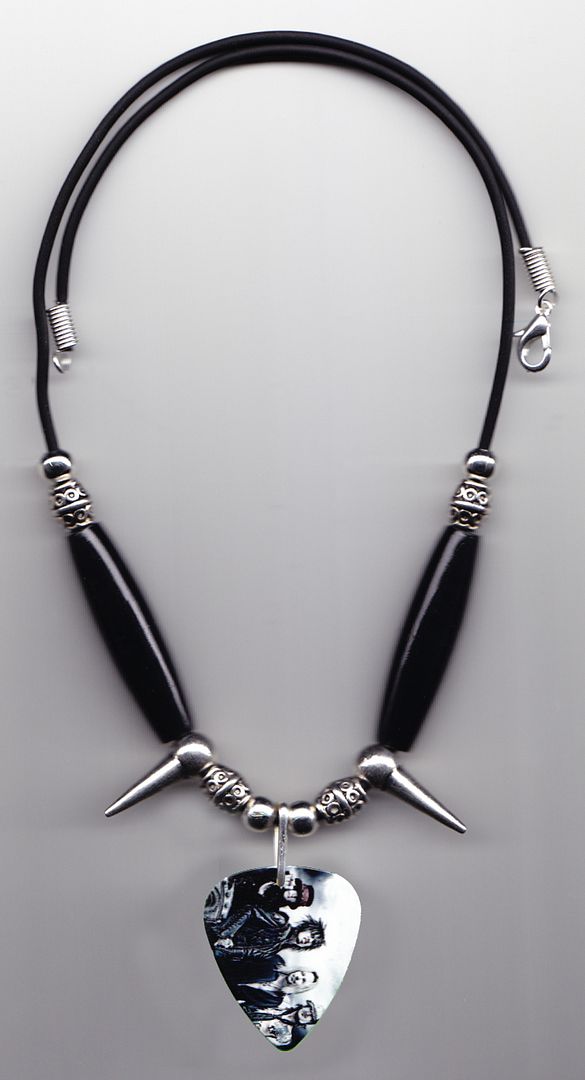 photo MCSOLANecklace2_zps7e703b3b.jpg