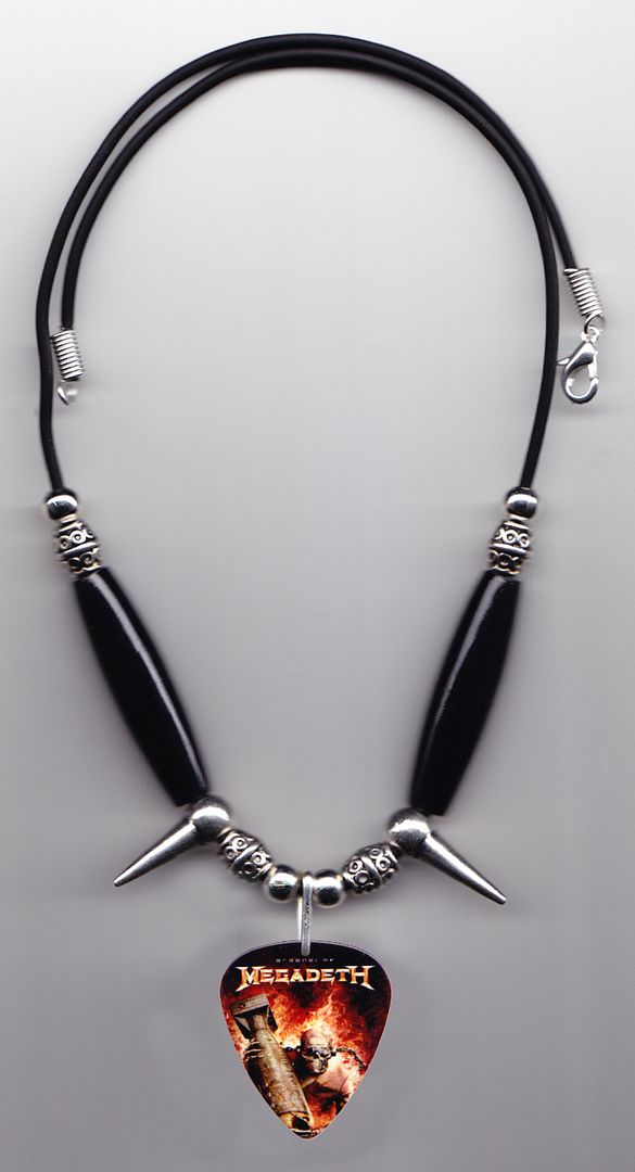 Photo megadetharsenalnecklace_zps8d8c02c1.jpg