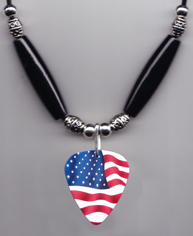  photo US Flag Necklace - Closeup_zpsosukg3sf.jpg
