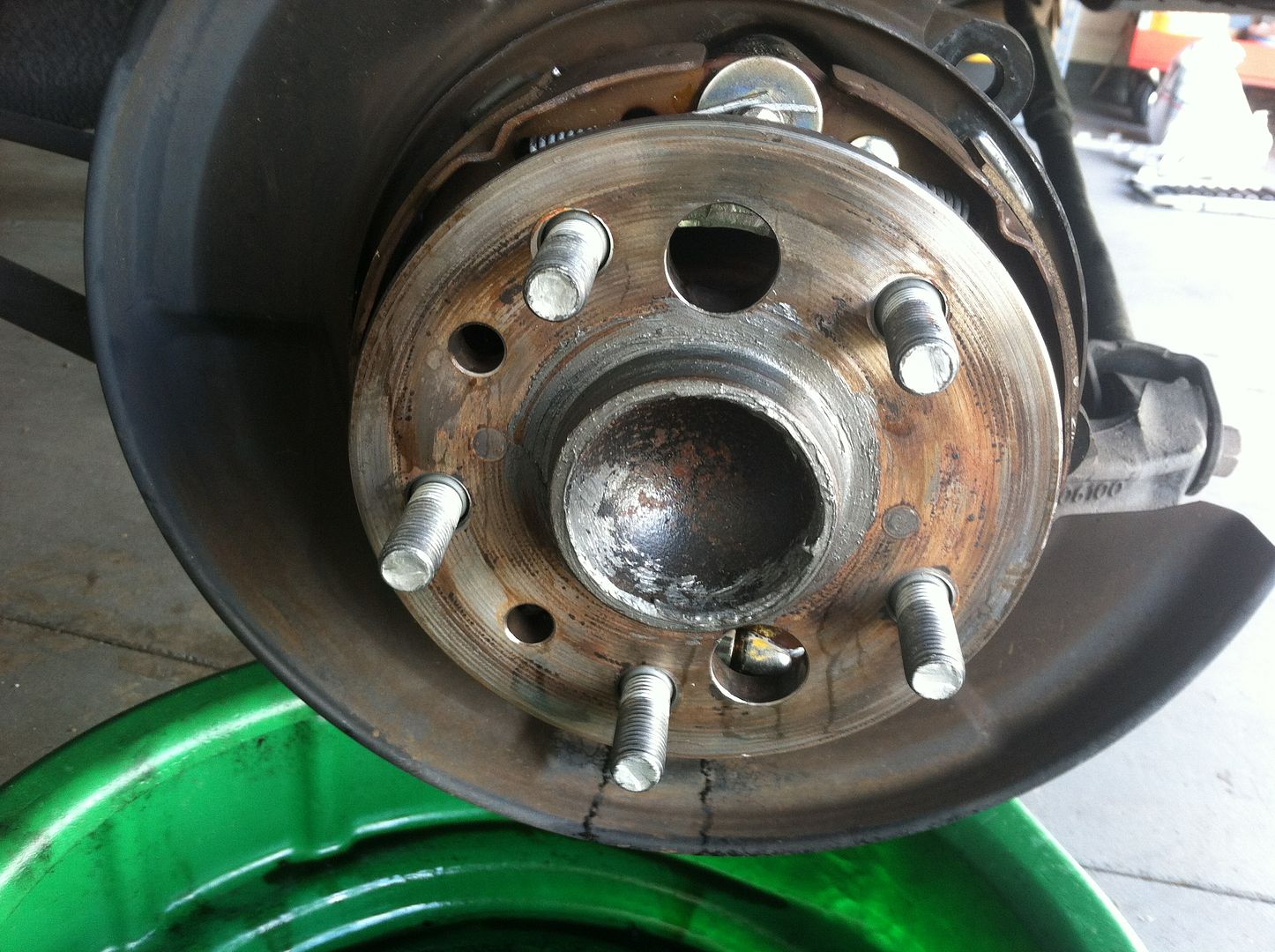 DIY Gen 5-6 Camry and Solara Rear Disc Brake Job and E-Brake Adjust ...